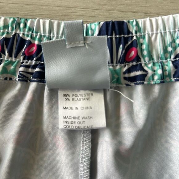 Tracy Neghosian Geo Print Short Set M EUC - Picture 9 of 10